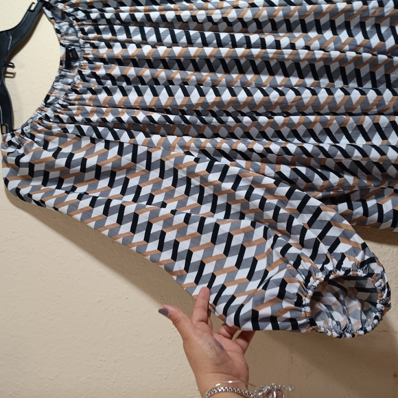 Worthington Black and Gray 3/4 Sleeve Ruched Blouse - Picture 8 of 9